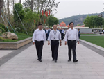 陜西省智慧旅游工作現(xiàn)場會(huì)參會(huì)人員觀摩國家文史公園