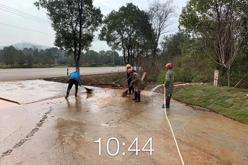 敬業福，送給新春堅守崗位的人文人！